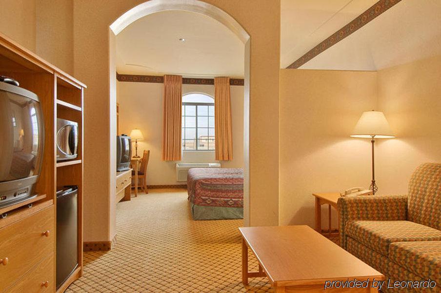 The Inn At Rolling Hills Casino & Resort Corning Pokoj fotografie